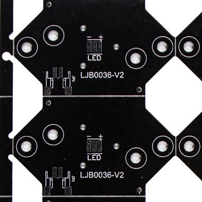 placa de circuito de cobre pesada del PWB de la soldadura negra de 2.0m m para la lámpara de pared